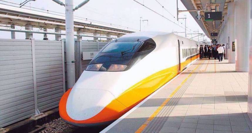 高鐵台鐵乘客數失衡?他曝對號座1慘況崩潰:連商務艙都被偷站